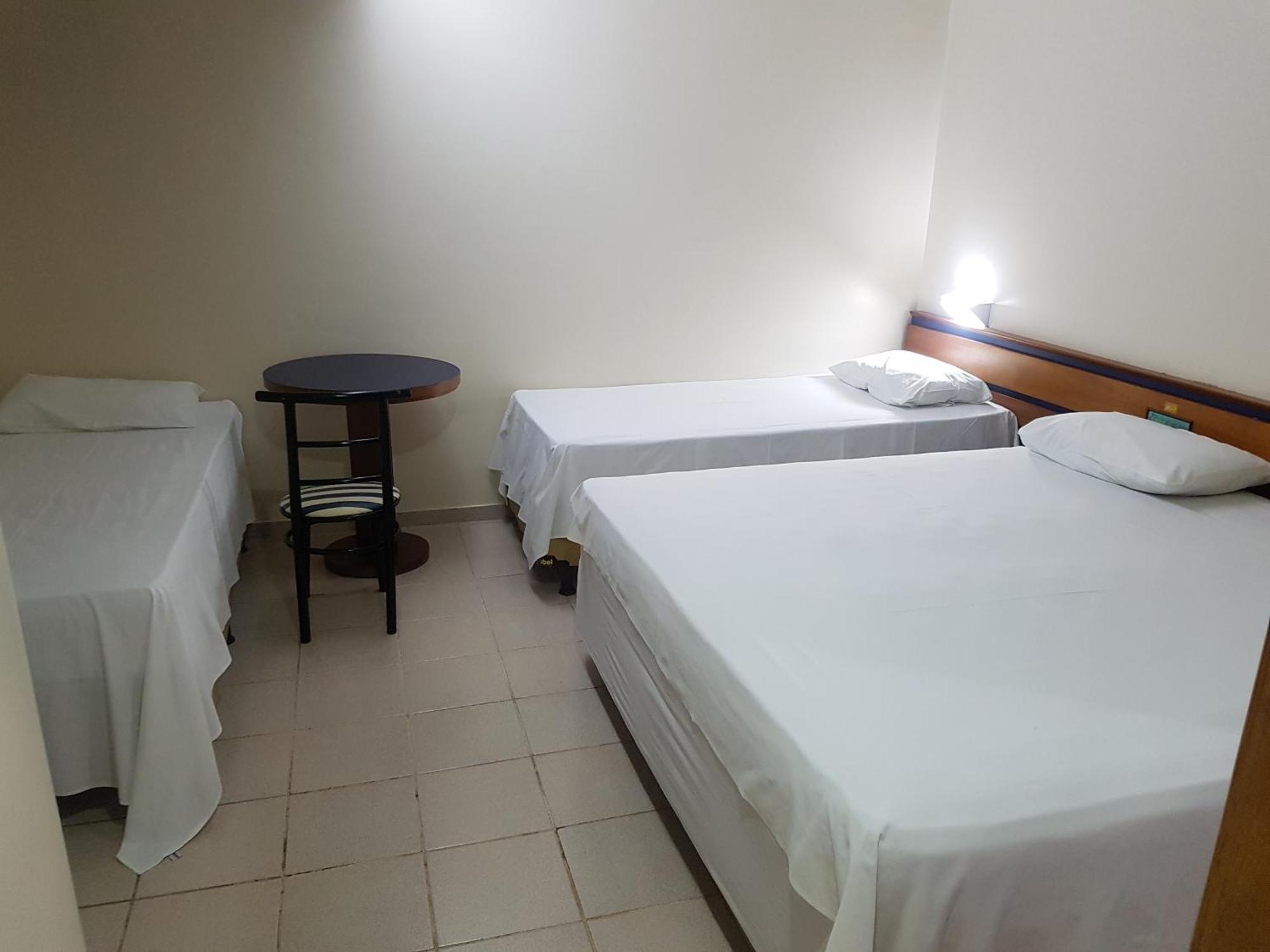 Oft Plaza Oeste Hotel Гоянія Номер фото